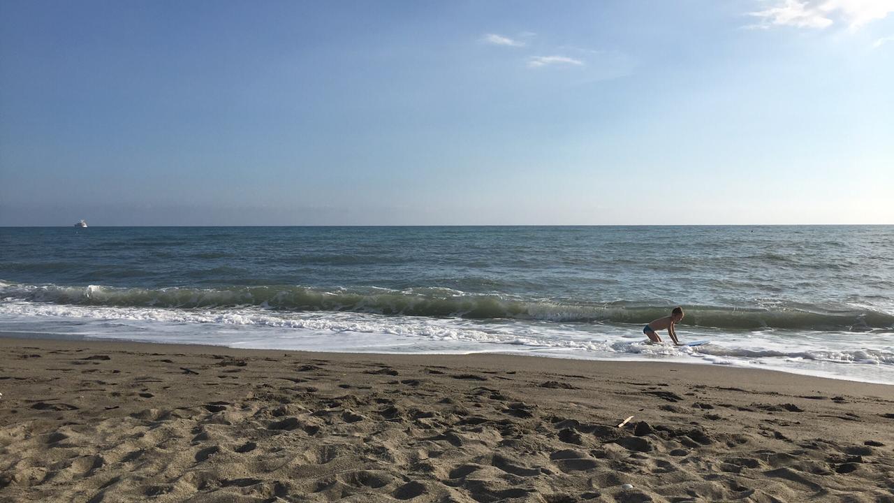 Отель African Beach Ippocampo Экстерьер фото